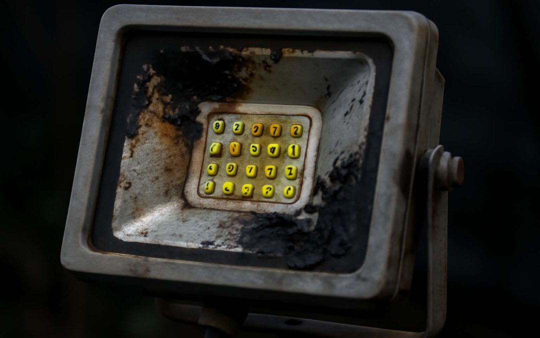 why do led flood lights fail